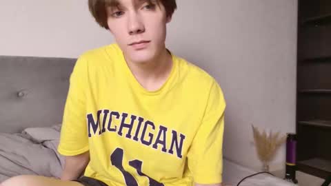 Nick online show from October 2025 05:57:02 PM