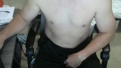 Snapshot of callmeroger33 chatting on October 2025 03:43:01 PM callmeroger33 online show from October 2025 03:43:01 PM