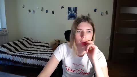 Snapshot of callmesweett chatting on May 2026 10:32:02 AM callmesweett online show from May 2026 10:32:02 AM