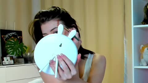 Snapshot of callmetori chatting on December 2024 08:44:02 AM Frida online show from December 2024 08:44:02 AM