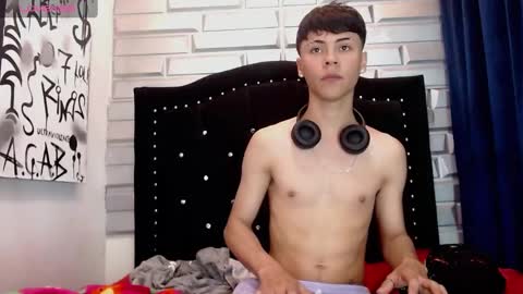 Snapshot of callum_77 chatting on February 2025 08:07:02 PM CALLUM online show from February 2025 08:07:02 PM