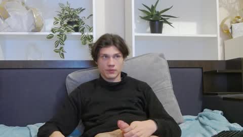 Snapshot of calvin_cay chatting on January 2025 07:49:01 PM Calvin online show from January 2025 07:49:01 PM