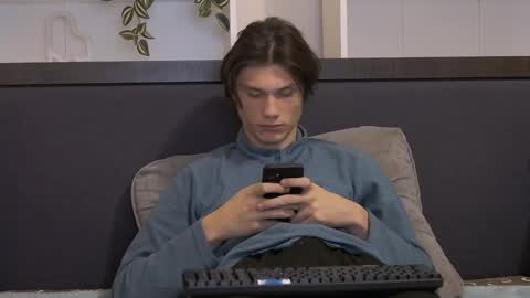 Snapshot of calvin_cay chatting on January 2025 07:31:02 PM Calvin online show from January 2025 07:31:02 PM