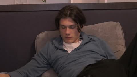 Snapshot of calvin_cay chatting on January 2025 01:45:02 AM Calvin online show from January 2025 01:45:02 AM