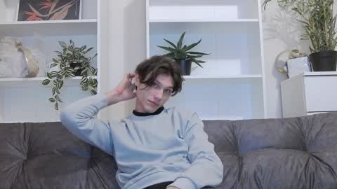 Snapshot of calvin_cay chatting on January 2025 07:29:02 PM Calvin online show from January 2025 07:29:02 PM