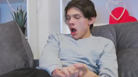 Snapshot of calvin_cay chatting on February 2025 12:51:02 AM Calvin online show from February 2025 12:51:02 AM