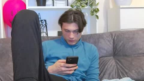 Snapshot of calvin_cay chatting on February 2025 07:49:02 PM Calvin online show from February 2025 07:49:02 PM