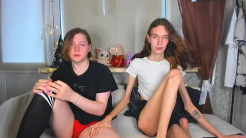 Snapshot of calvin_kevin_grem chatting on October 2025 11:42:01 AM Calvin Kevin Grem online show from October 2025 11:42:01 AM