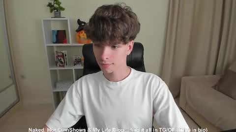 Hey I am Calvin  online show from September 2025 06:08:02 PM