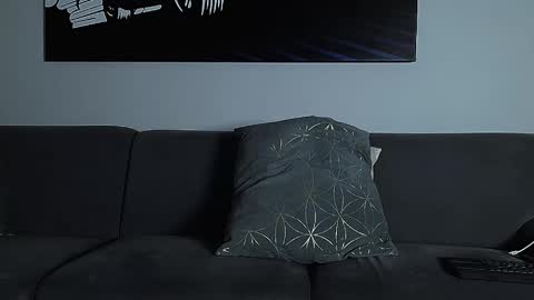 Calvin  online show from October 2025 09:23:01 PM