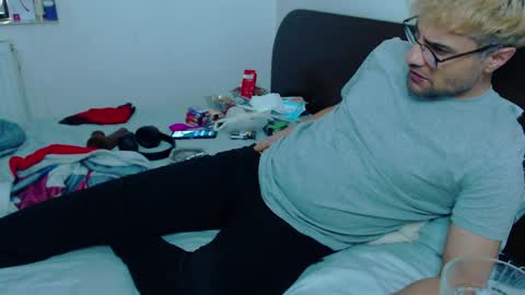 Snapshot of calvinjohnlad chatting on February 2025 12:14:01 AM Calvinjohnlad online show from February 2025 12:14:01 AM