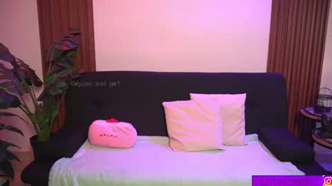 Calypso and Kayla online show from June 2026 01:39:01 AM