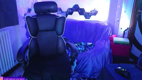 Calypto Essence online show from September 2025 09:27:01 PM