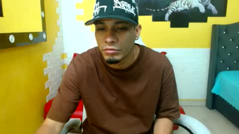cam_xman online show from June 2026 02:33:01 PM