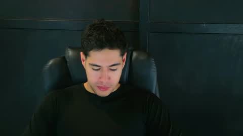 camara110 online show from February 2025 04:36:01 PM