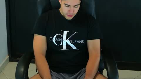 camara110 online show from February 2025 03:57:02 AM