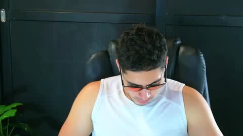 camara110 online show from March 2025 09:31:02 PM