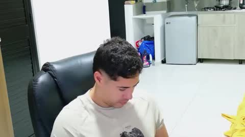 camara110 online show from March 2026 01:56:02 AM