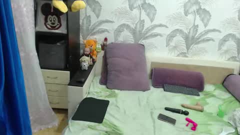 Snapshot of camdiva1 chatting on September 2025 01:38:02 AM CamDiva1 online show from September 2025 01:38:02 AM