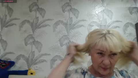 CamDiva1 online show from June 2026 02:38:01 AM