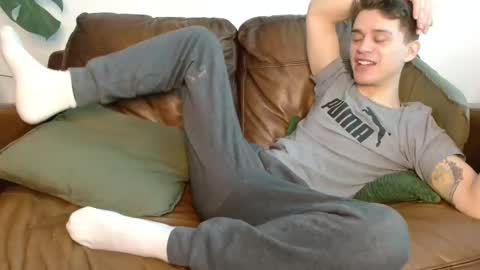 Snapshot of camdoattitude chatting on February 2025 12:24:01 PM CamDoAttitude online show from February 2025 12:24:01 PM