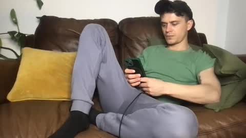 CamDoAttitude online show from April 2026 09:15:01 PM