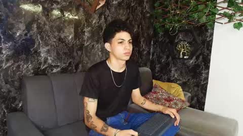 CAMERON online show from January 2026 04:04:02 AM