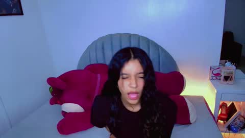 Snapshot of cami_bunnygirlx chatting on January 2026 07:04:02 PM CAMI online show from January 2026 07:04:02 PM