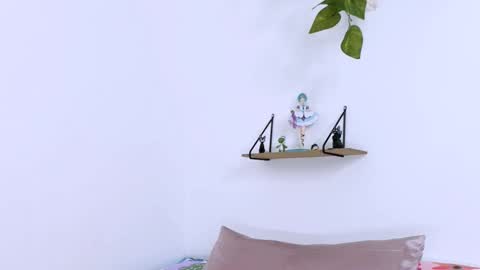 Snapshot of cami_casti777 chatting on October 2025 10:13:01 AM trini-1000 online show from October 2025 10:13:01 AM