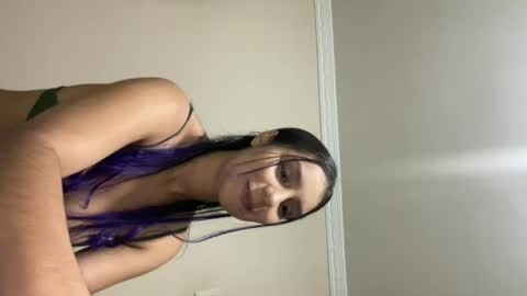 Snapshot of cami_monroe_m chatting on August 2026 01:42:02 AM cami online show from August 2026 01:42:02 AM