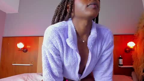 camiestrada online show from January 2025 09:13:01 PM