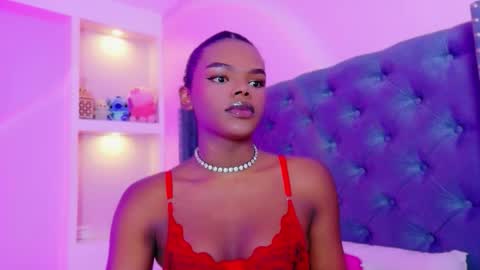 camiestrada online show from October 2025 11:05:02 PM