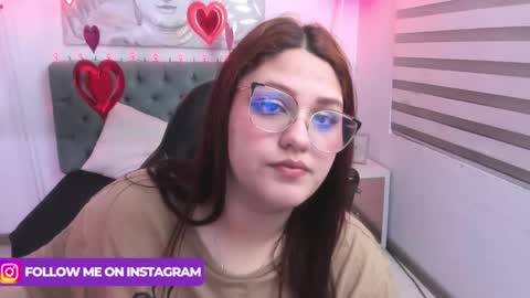 Snapshot of camiila_osorio chatting on February 2025 08:27:02 AM Camila Osorio online show from February 2025 08:27:02 AM