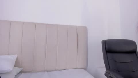 Snapshot of camila_adams chatting on February 2025 10:21:01 PM Cami online show from February 2025 10:21:01 PM