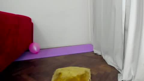 Snapshot of camila_berk chatting on December 2024 04:56:01 AM Cami online show from December 2024 04:56:01 AM