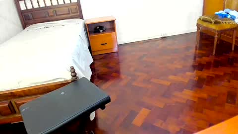 Snapshot of camila_berk chatting on January 2025 12:20:01 AM Cami online show from January 2025 12:20:01 AM