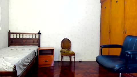 Snapshot of camila_berk chatting on January 2025 02:04:02 AM Cami online show from January 2025 02:04:02 AM