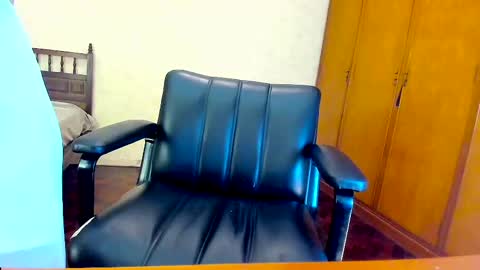 Snapshot of camila_berk chatting on February 2025 09:15:01 AM Cami online show from February 2025 09:15:01 AM