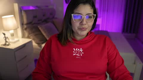 Snapshot of camila_buitrago chatting on December 2024 02:25:02 AM Camila buitrago online show from December 2024 02:25:02 AM