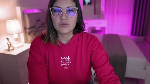 Snapshot of camila_buitrago chatting on December 2024 11:43:02 PM Camila buitrago online show from December 2024 11:43:02 PM