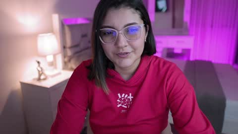 Snapshot of camila_buitrago chatting on December 2024 02:48:02 AM Camila buitrago online show from December 2024 02:48:02 AM