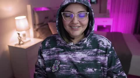 Snapshot of camila_buitrago chatting on December 2024 02:43:01 AM Camila buitrago online show from December 2024 02:43:01 AM