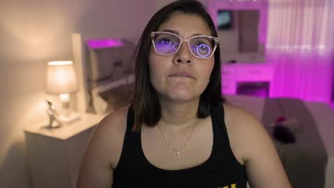 Snapshot of camila_buitrago chatting on December 2024 07:10:01 PM Camila buitrago online show from December 2024 07:10:01 PM