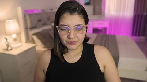 Snapshot of camila_buitrago chatting on December 2024 04:40:02 PM Camila buitrago online show from December 2024 04:40:02 PM