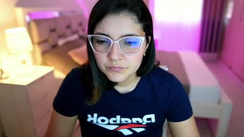 Snapshot of camila_buitrago chatting on March 2025 07:29:02 PM Camila buitrago online show from March 2025 07:29:02 PM