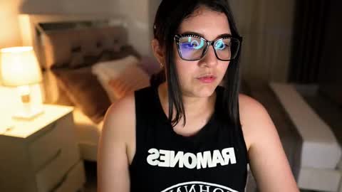 Snapshot of camila_buitrago chatting on September 2025 10:32:02 PM Camila buitrago online show from September 2025 10:32:02 PM