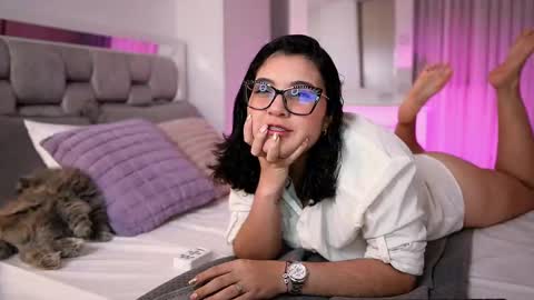 Snapshot of camila_buitrago chatting on September 2025 10:59:02 PM Camila buitrago online show from September 2025 10:59:02 PM