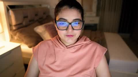 Snapshot of camila_buitrago chatting on October 2025 12:44:02 AM Camila buitrago online show from October 2025 12:44:02 AM