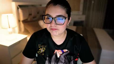 Snapshot of camila_buitrago chatting on October 2025 03:07:01 AM Camila buitrago online show from October 2025 03:07:01 AM