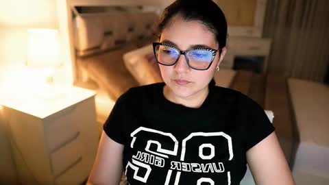 Snapshot of camila_buitrago chatting on October 2025 11:49:02 PM Camila buitrago online show from October 2025 11:49:02 PM